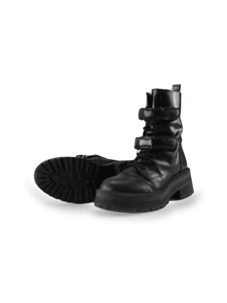 Sacha Schnürstiefel