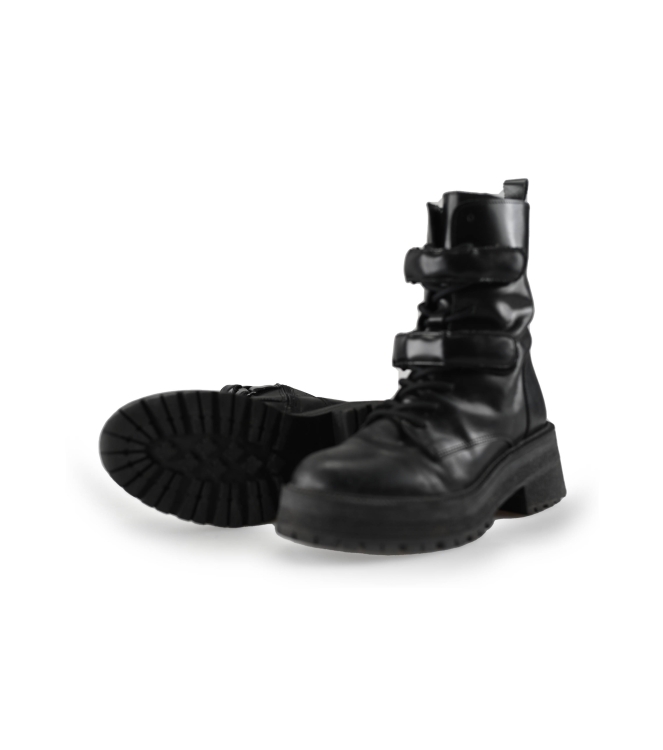 Sacha Schnürstiefel