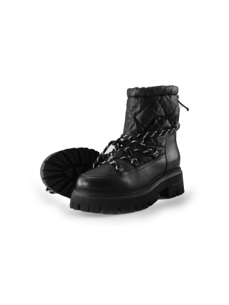 Sacha Schneestiefel