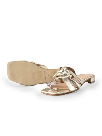 Manfield Flip-Flops