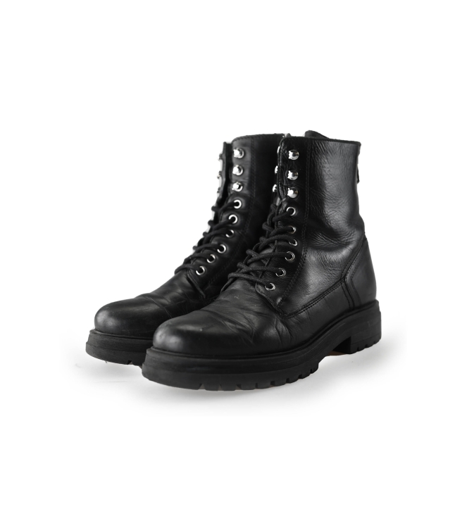 Sacha Schnürstiefel