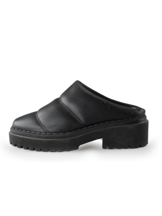 Nubikk Slip-ons