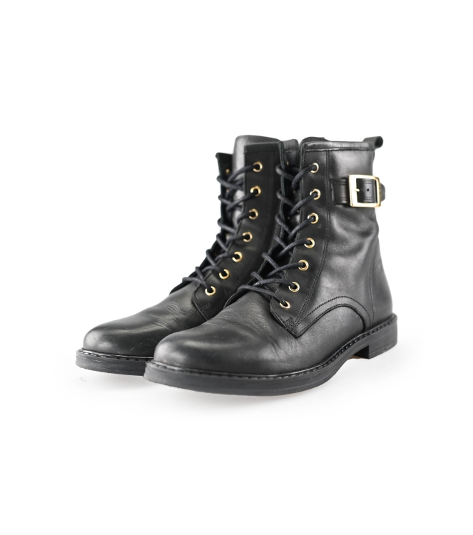 Giga Schnürstiefel
