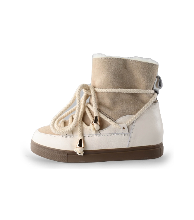 Ann Rocks Schneestiefel