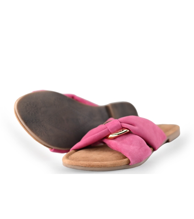 Lazamani Flip-Flops