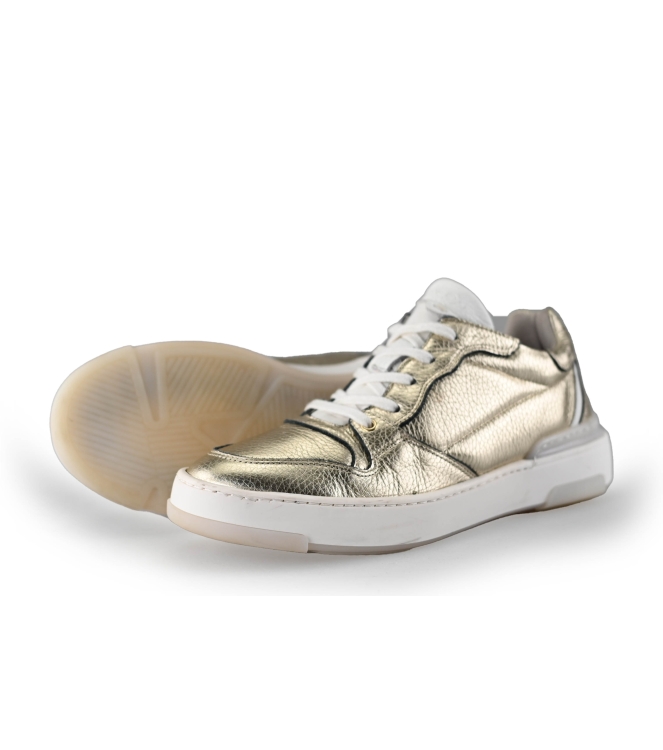 AQA Sneaker