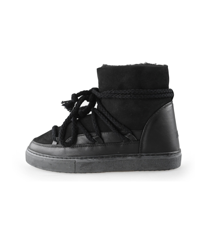 Inuikii Stiefel