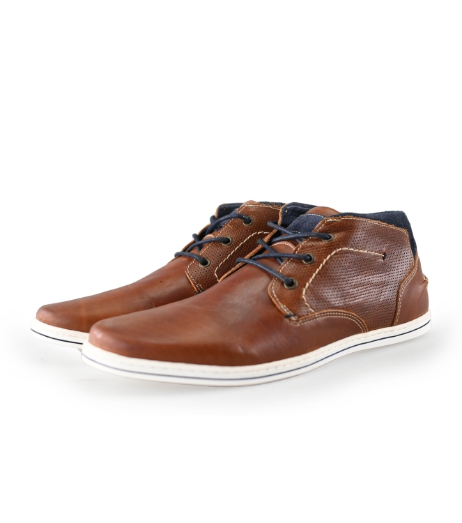 Schnürschuhe