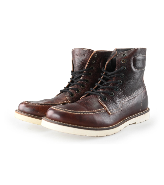 Schnürstiefel