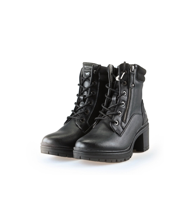 Mustang Schnürstiefel