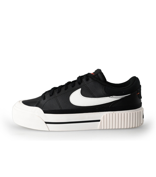 Nike Sneaker