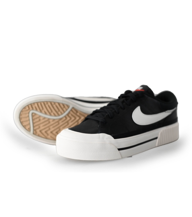 Nike Sneaker