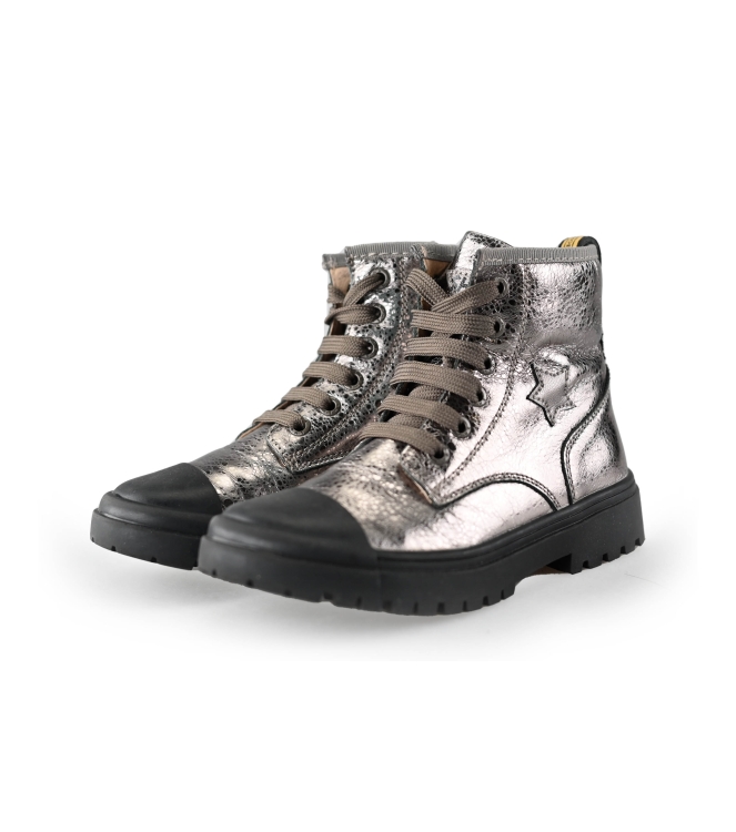 Schnürstiefel