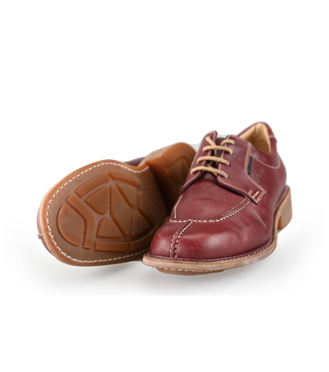 Schnürschuhe