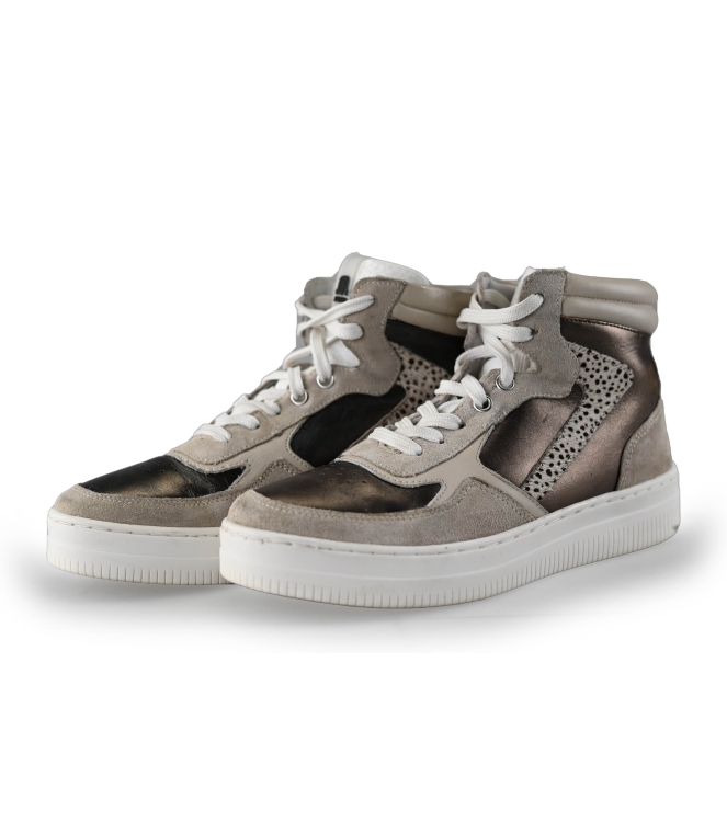 Maruti Sneaker