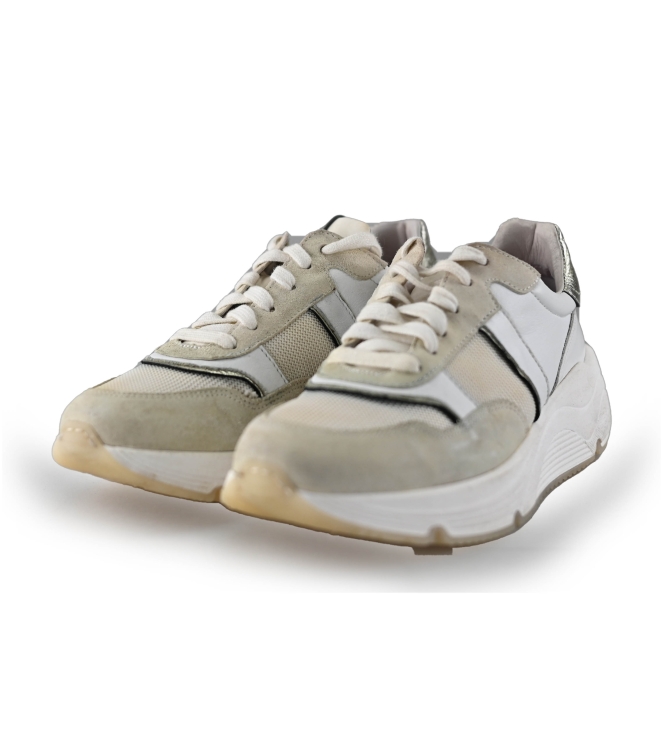 AQA Sneaker
