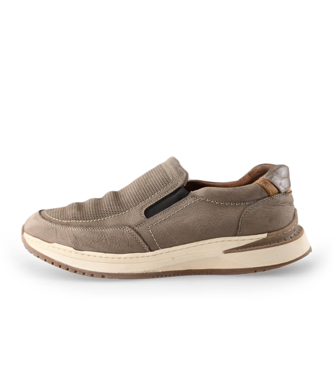 Outfielder Slip-ons