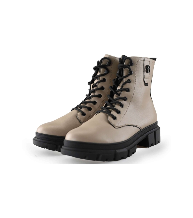 s. Oliver Schnürstiefel