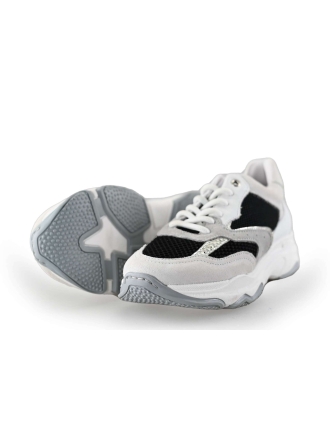 Giga Sneaker