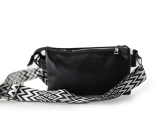 Charm London Crossbody Tasche