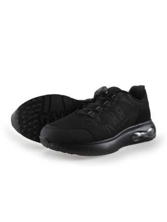 RED_EYE Sneaker