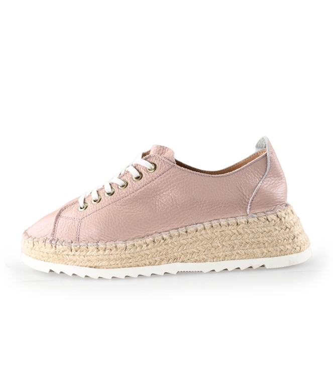 DSTRCT Sneaker