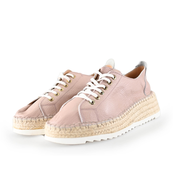 DSTRCT Sneaker