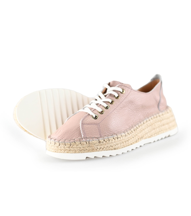 DSTRCT Sneaker