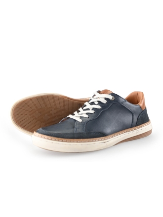 Travelin Sneaker