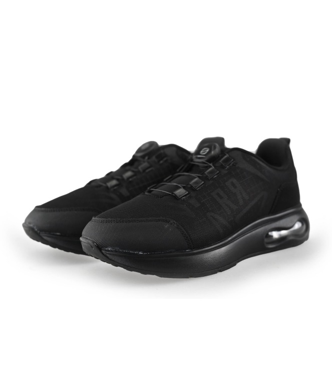 Red-Rag Sneaker