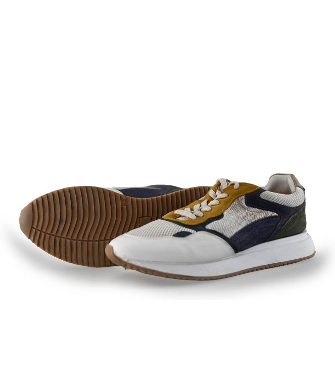 DSTRCT Sneaker