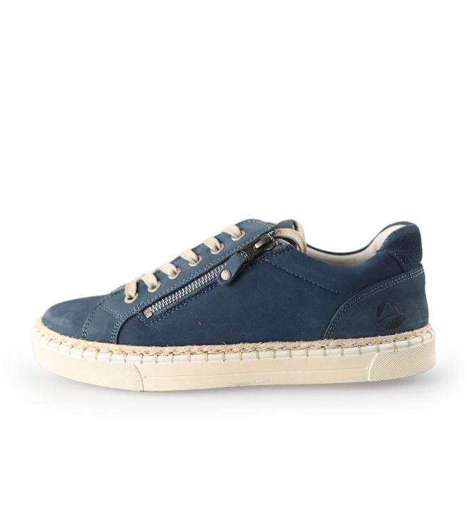 Travelin Sneaker