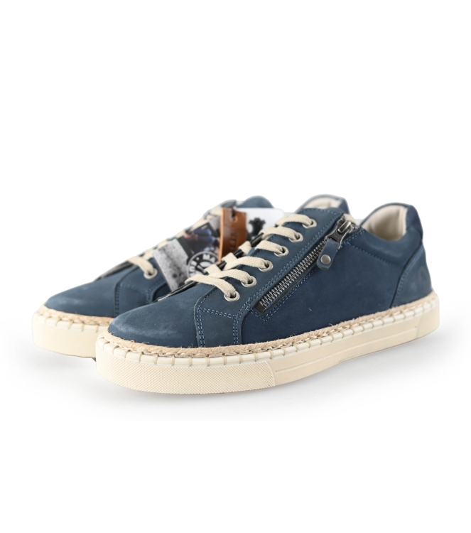 Travelin Sneaker