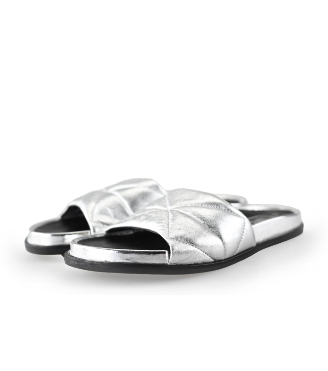 Loff1881 Flip-Flops