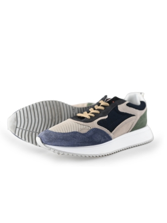 DSTRCT Sneaker