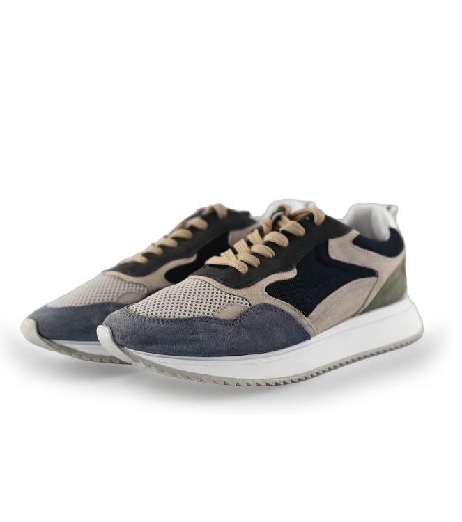 DSTRCT Sneaker