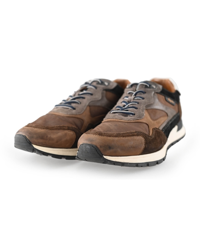 Australian Sneaker
