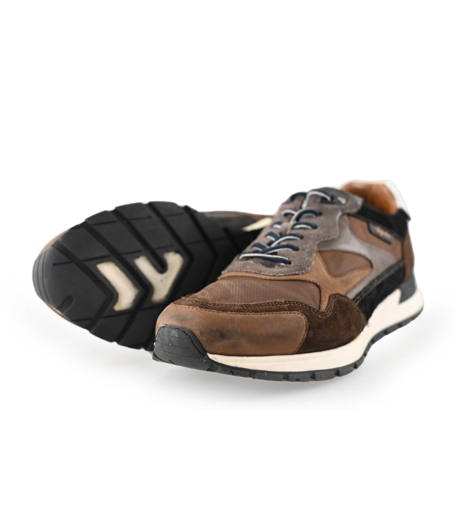 Australian Sneaker