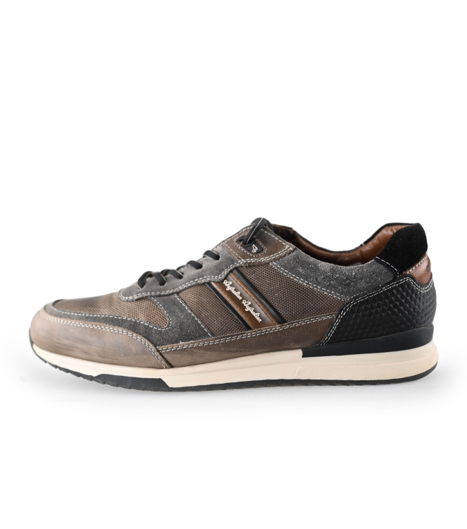 Australian Sneaker