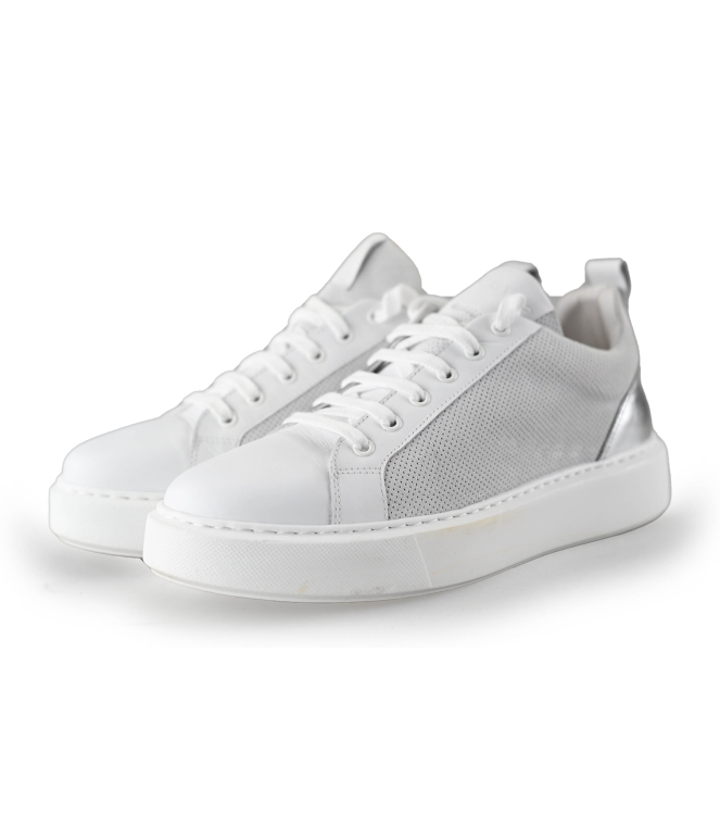 Mysa Sneaker