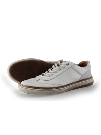 Travelin Sneaker