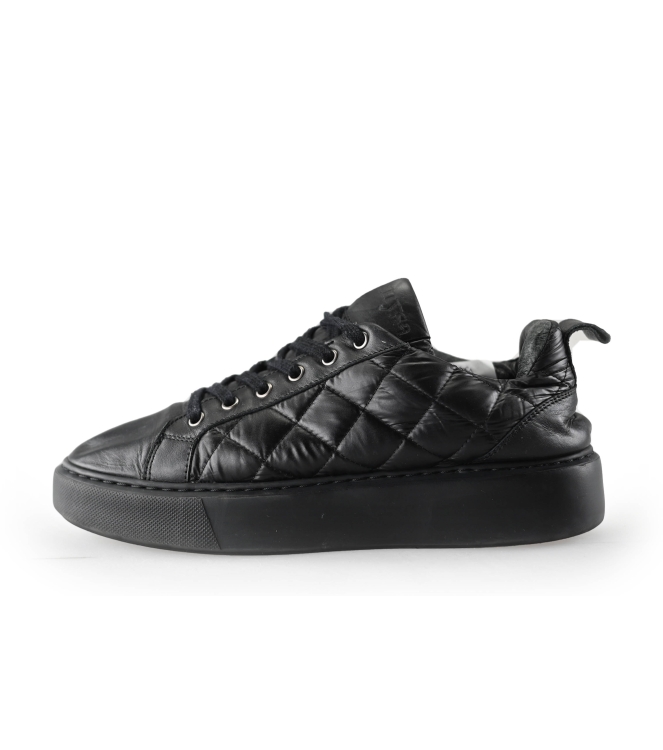 Mysa Sneaker
