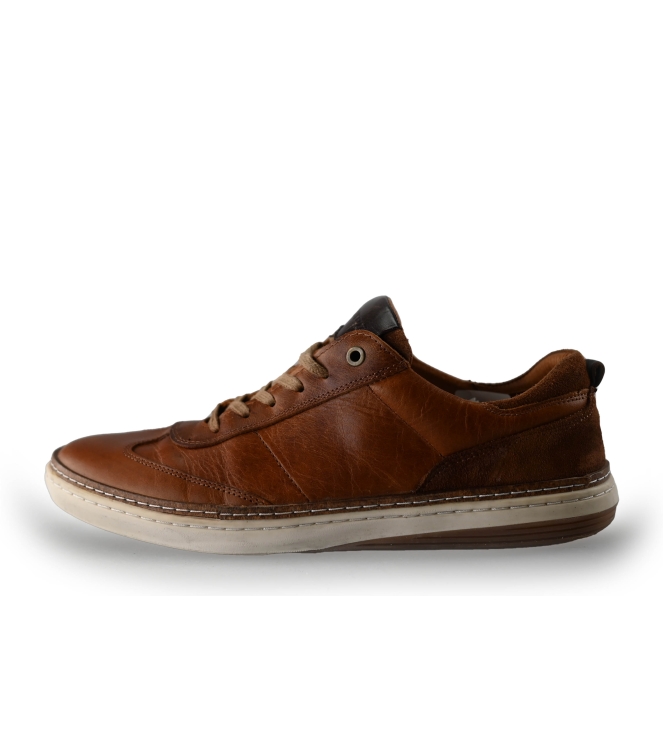 Travelin Sneaker