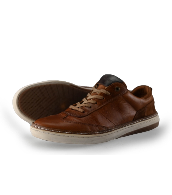 Travelin Sneaker