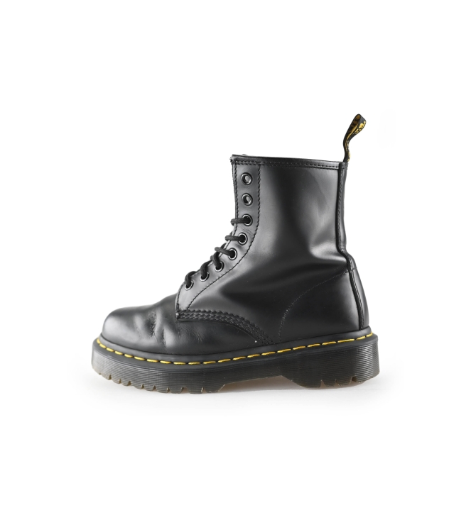 Dr. Martens Schnürstiefel