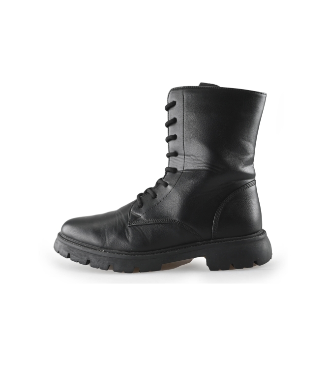 Claudia Ghizzani Schnürstiefel