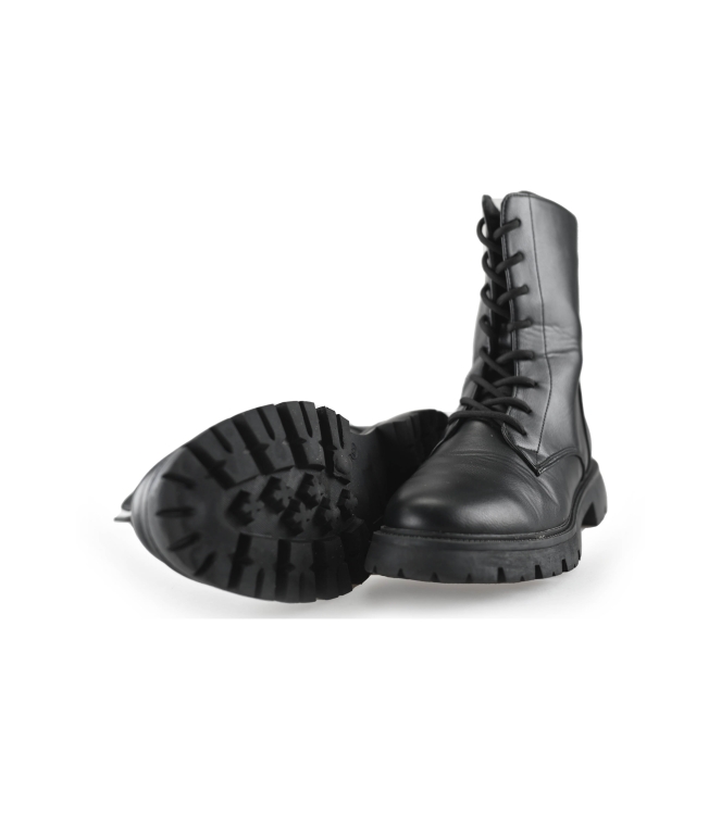 Claudia Ghizzani Schnürstiefel