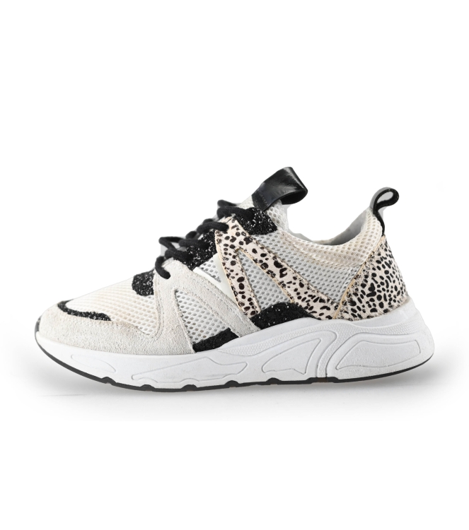 Wysh Sneaker