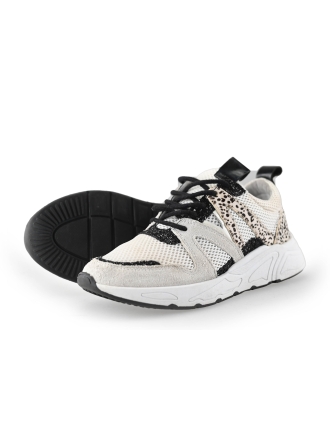 Wysh Sneaker