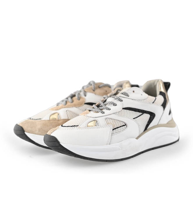 Lina Locchi Sneaker